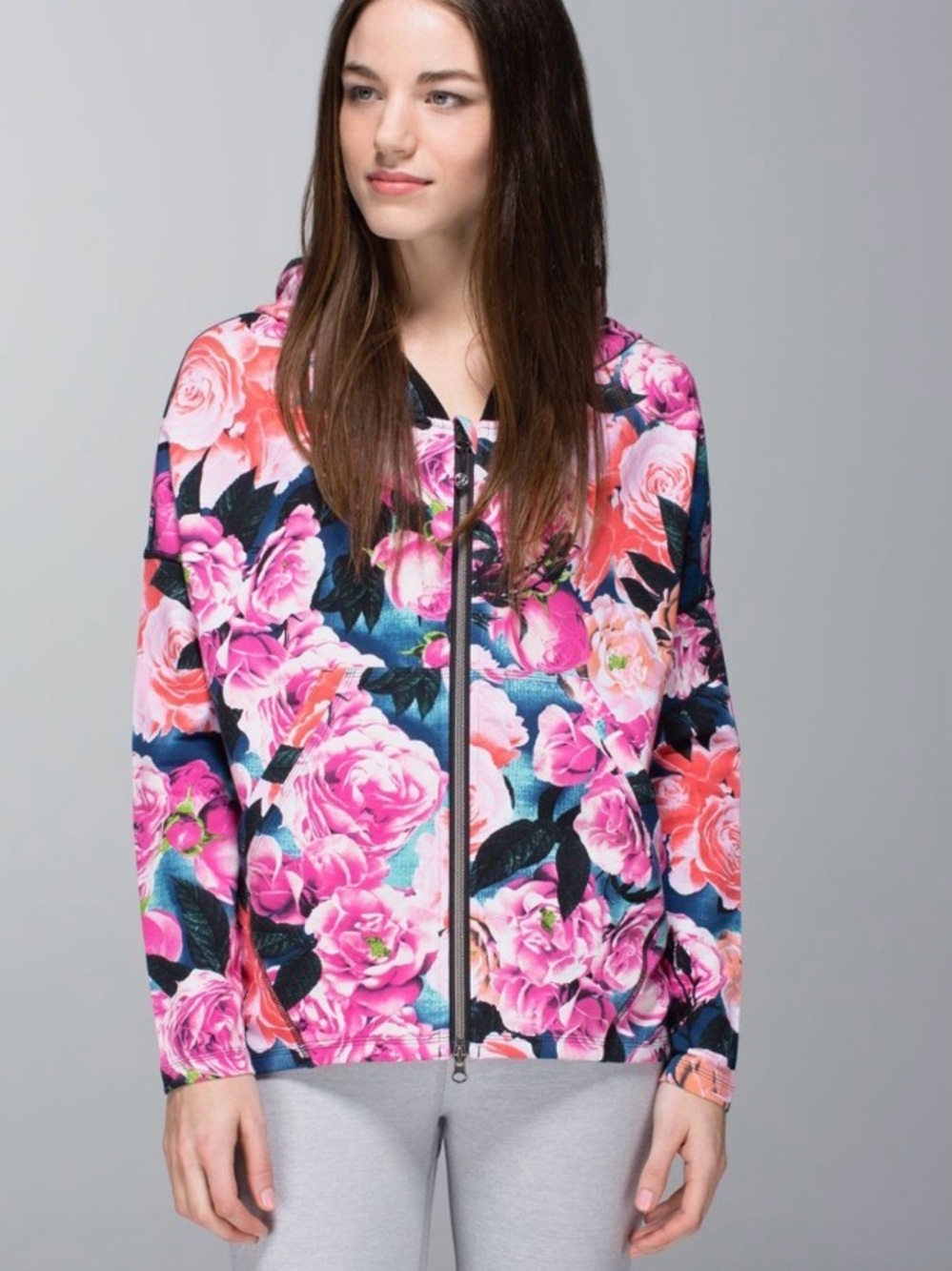 Lululemon “hold your om” hoodie- best for L